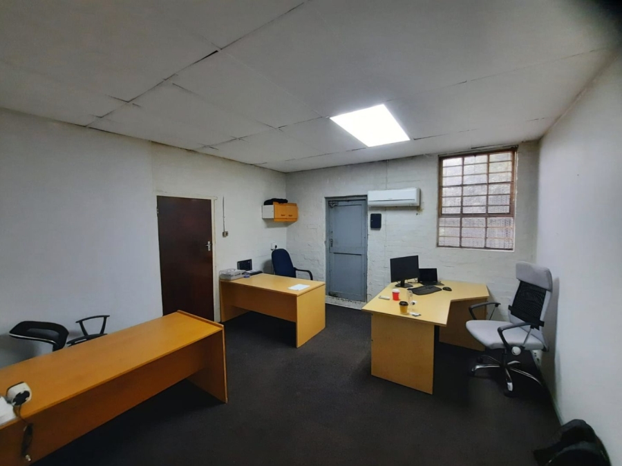 To Let commercial Property for Rent in Parow East Western Cape